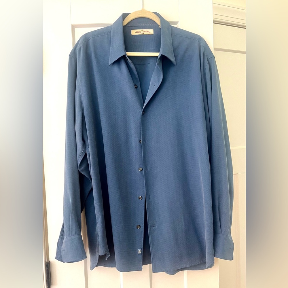 Tommy Bahama XL dress shirt, long sleeve, blue